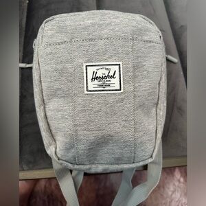 EUC- Herschel Supply Co CRUZ CROSS BODY Light Grey Crosshatch Bag